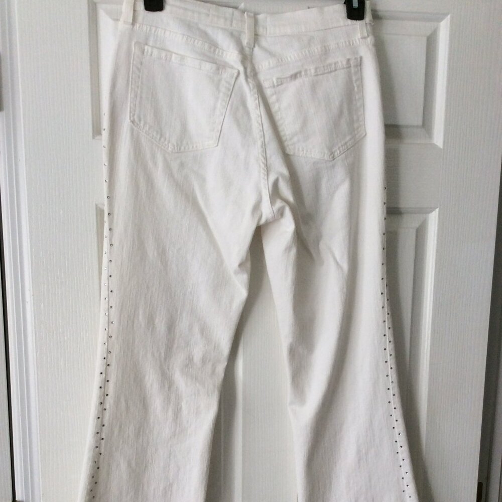 Vintage NYDJ premium denim white jeans embellished with rhinestones , like new!! - Picture 6 of 8
